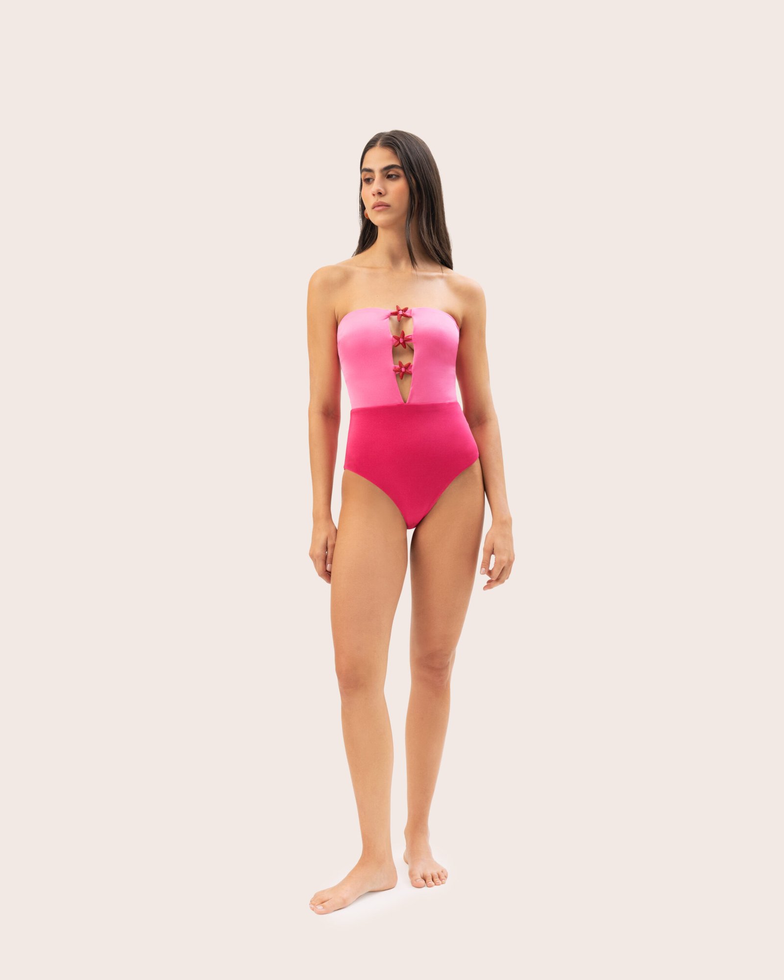 one-piece-pink-apliques-estrella